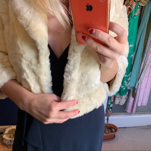 Vintage cream faux fur crop jacket shawl collar S - Picture 4 of 10